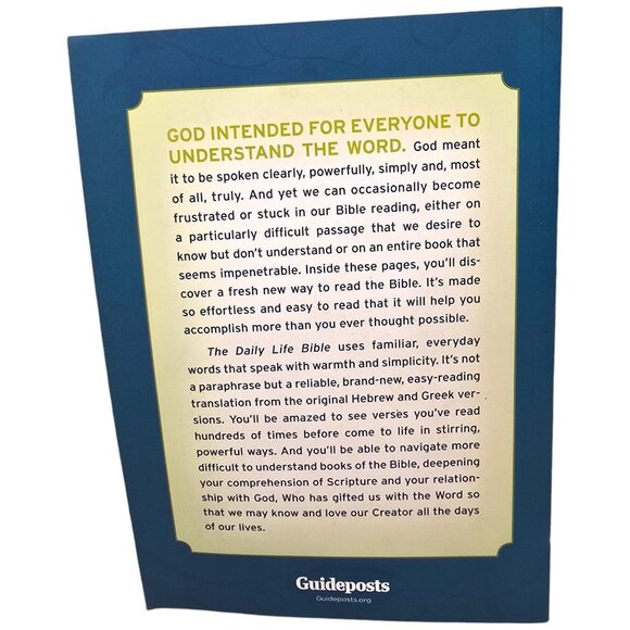 The Daily Life Bible LARGE PRINT EDITION Easy To Read Common English Bible - Picture 2 of 16